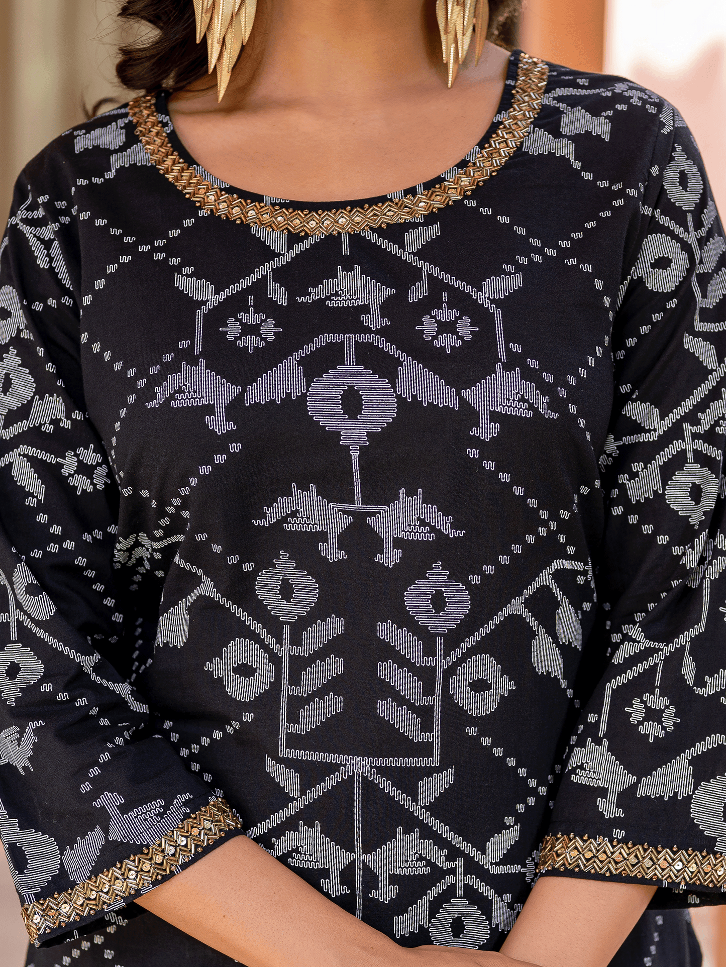 Soft Cotton Geometric Straight Black Kurta