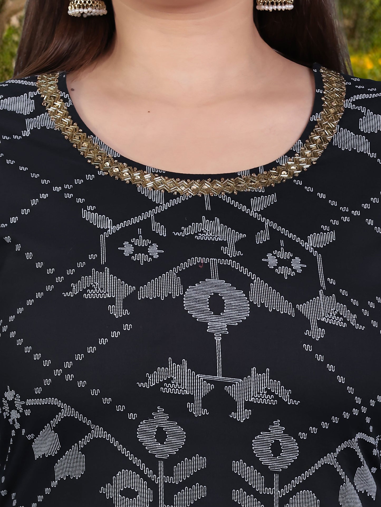 Soft Cotton Geometric Straight Black Kurta