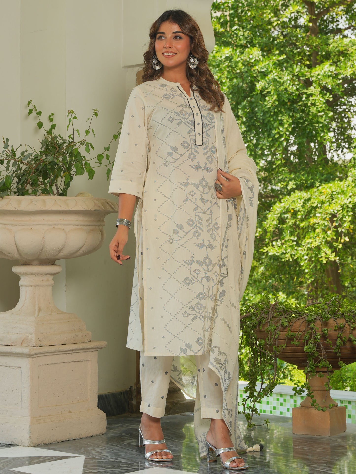 Cotton Voile Geometric Beige Dupatta