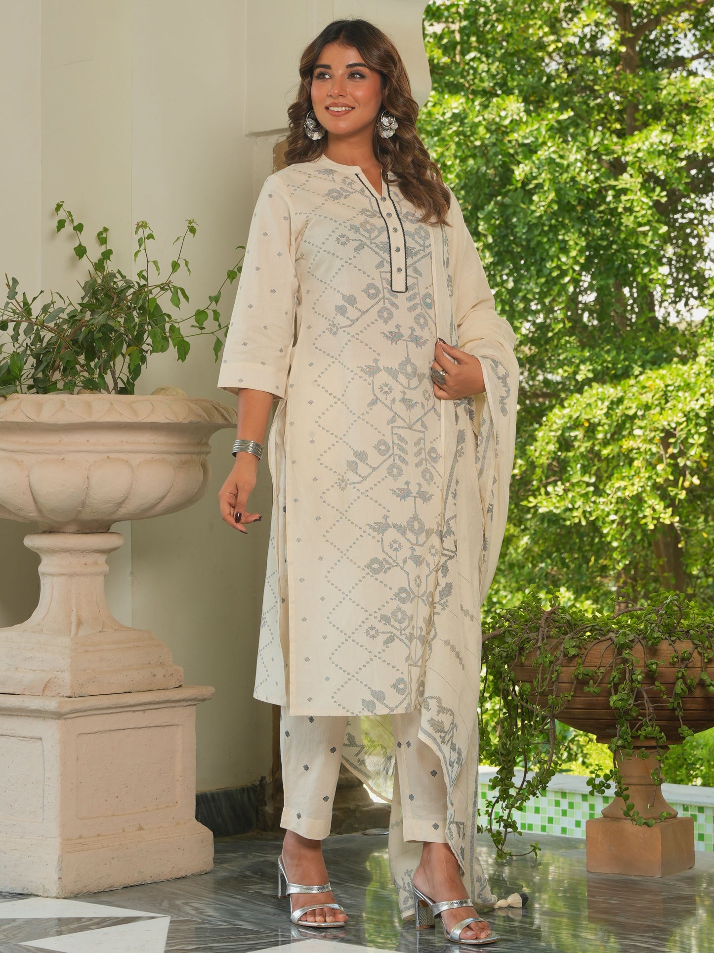 Soft Cotton Geometric Straight Beige Kurta