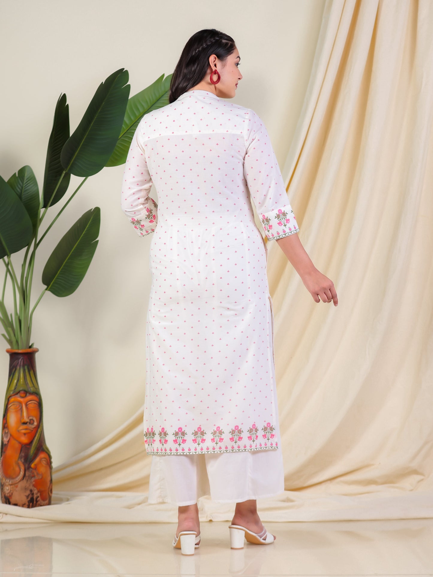 Embroidered Soft Cotton Floral Straight Off White Kurta