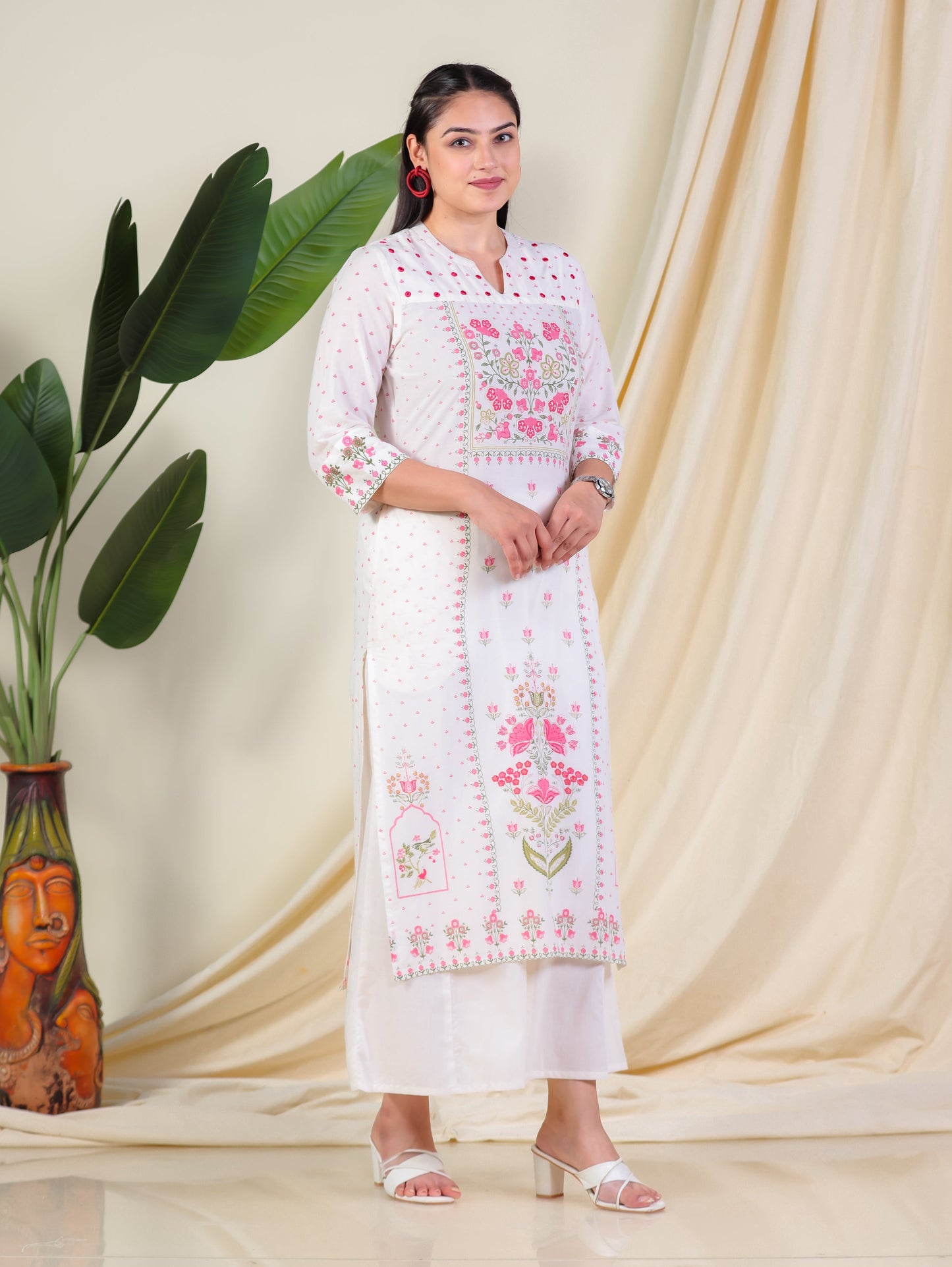 Embroidered Soft Cotton Floral Straight Off White Kurta