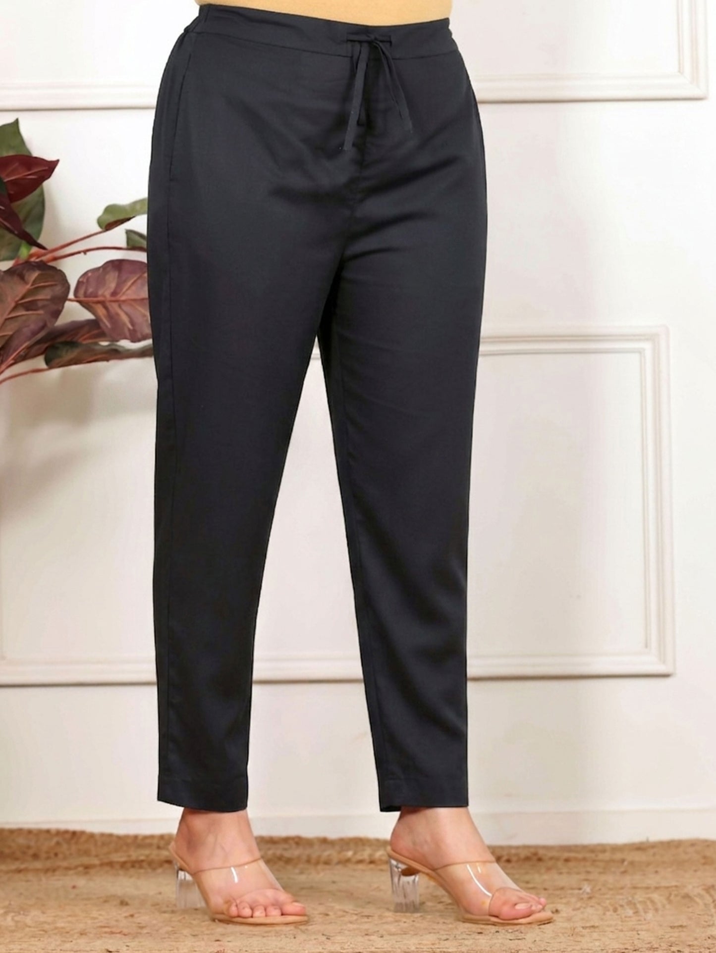 Soft Cotton Solid Black Tapered Trousers