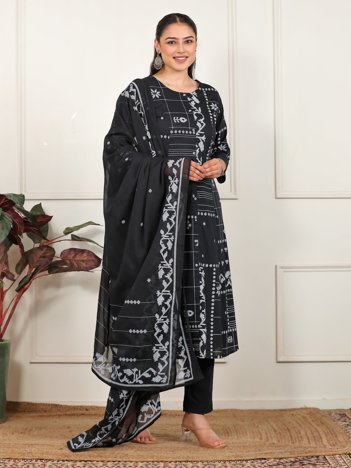 Cotton Voile Geometric Black Dupatta