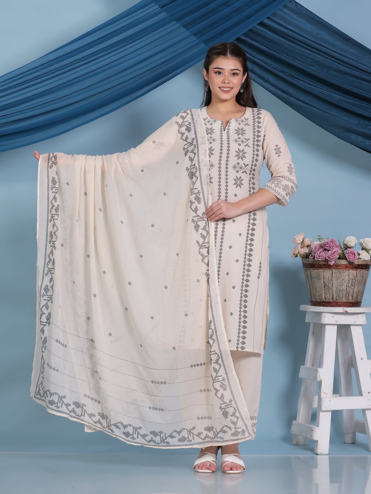 Cotton Voile Geometric Cream Dupatta