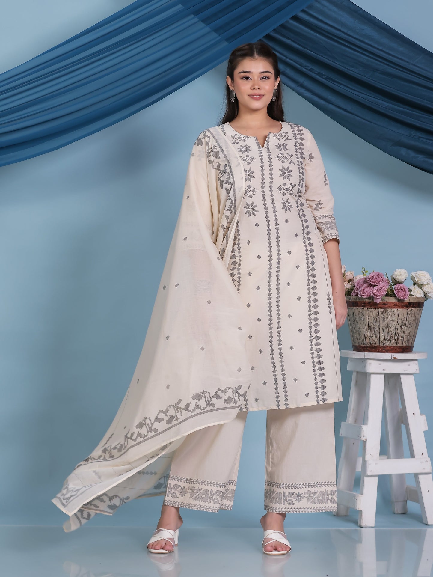 Cotton Voile Geometric Cream Dupatta