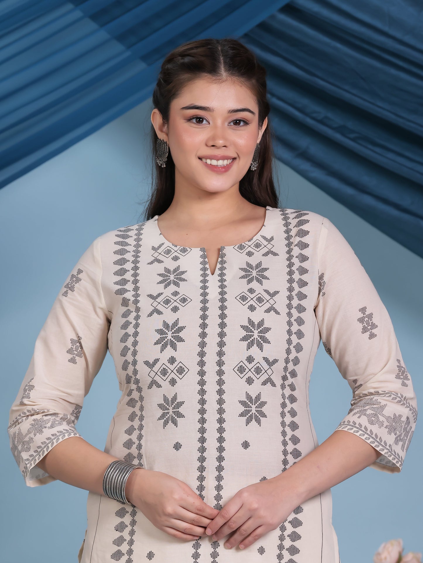 Soft Cotton Geometric Straight Cream Kurta
