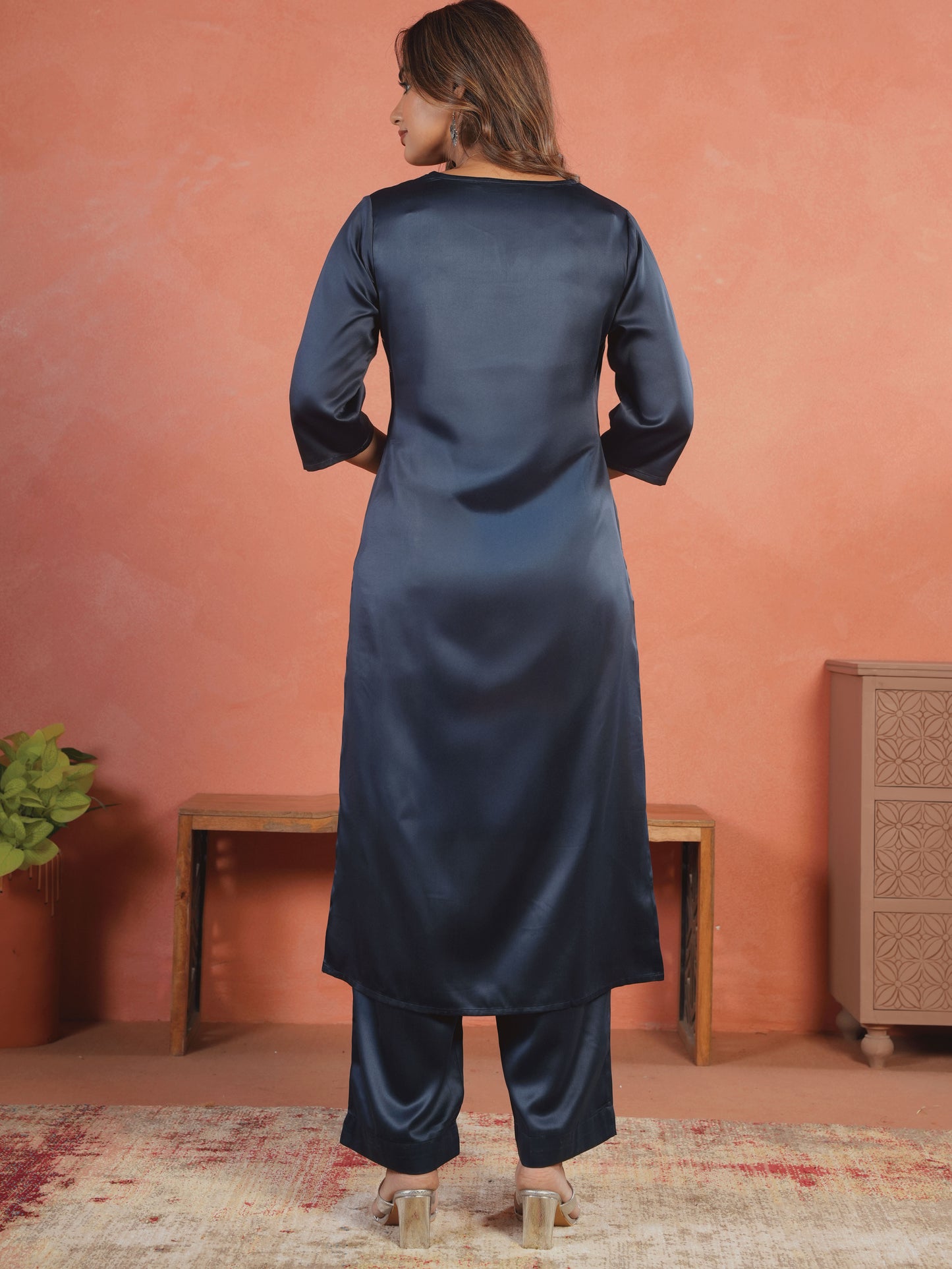Embroidered Satin Solid Straight Blue Kurta