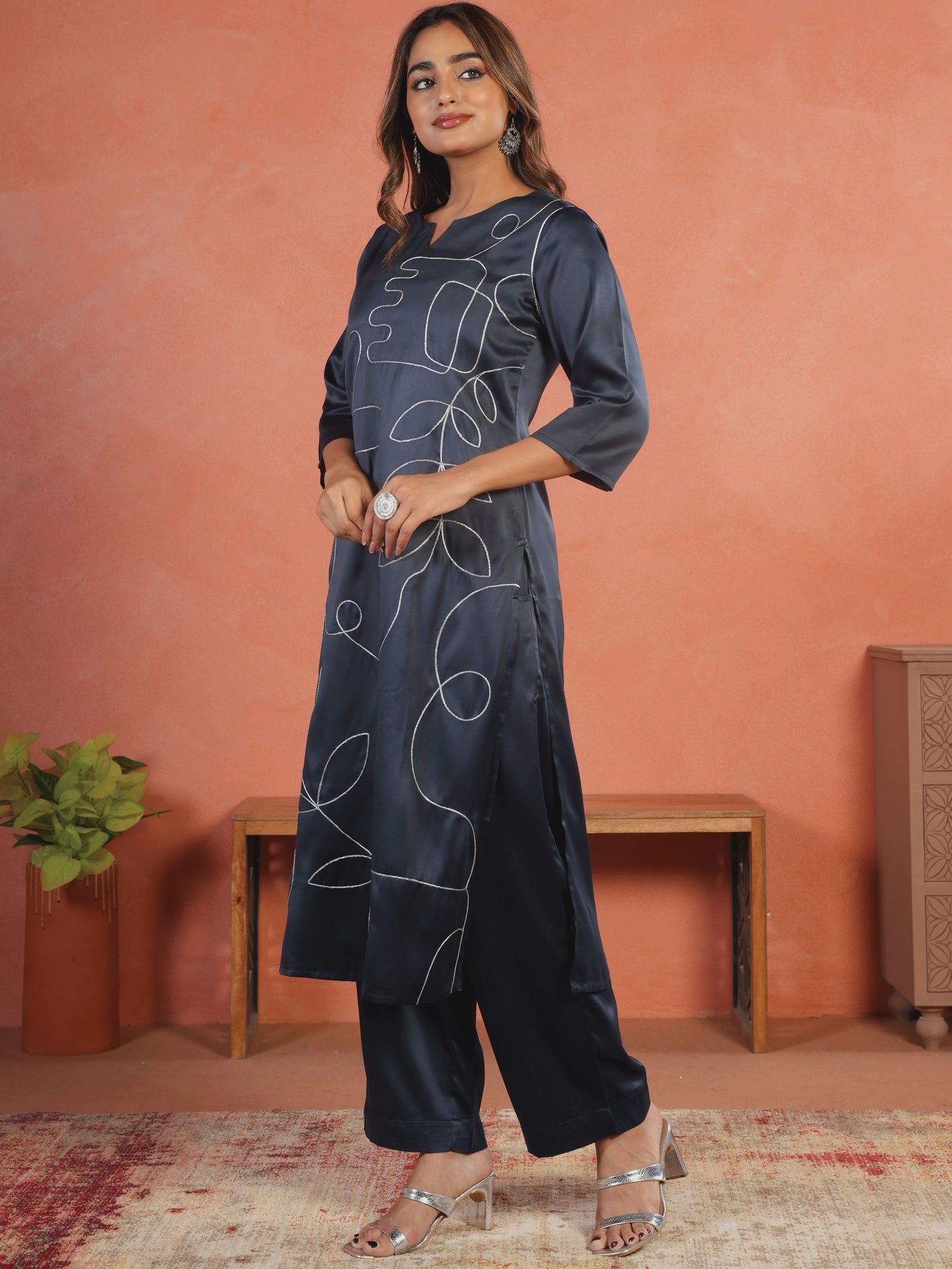 Embroidered Satin Solid Straight Blue Kurta