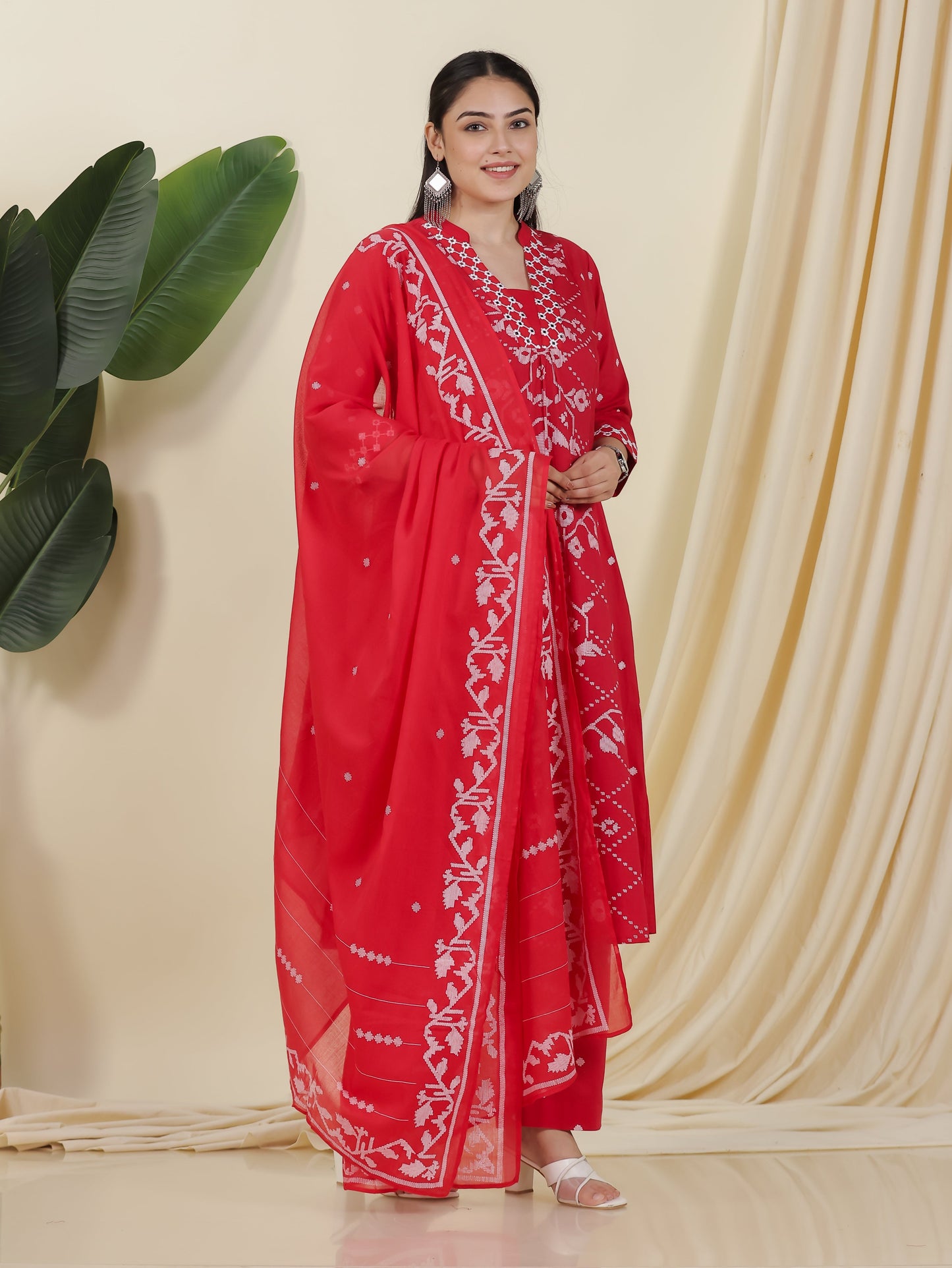 Cotton Voile Geometric Red Dupatta