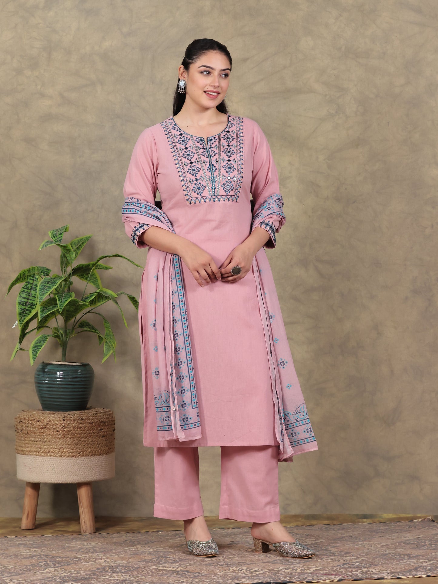 Cotton Voile Butti Peach Dupatta