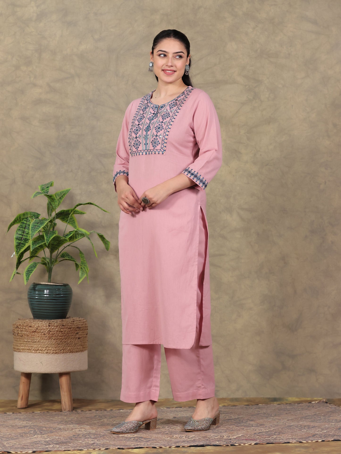 Embroidered Linen Cotton Solid Straight Peach Kurta