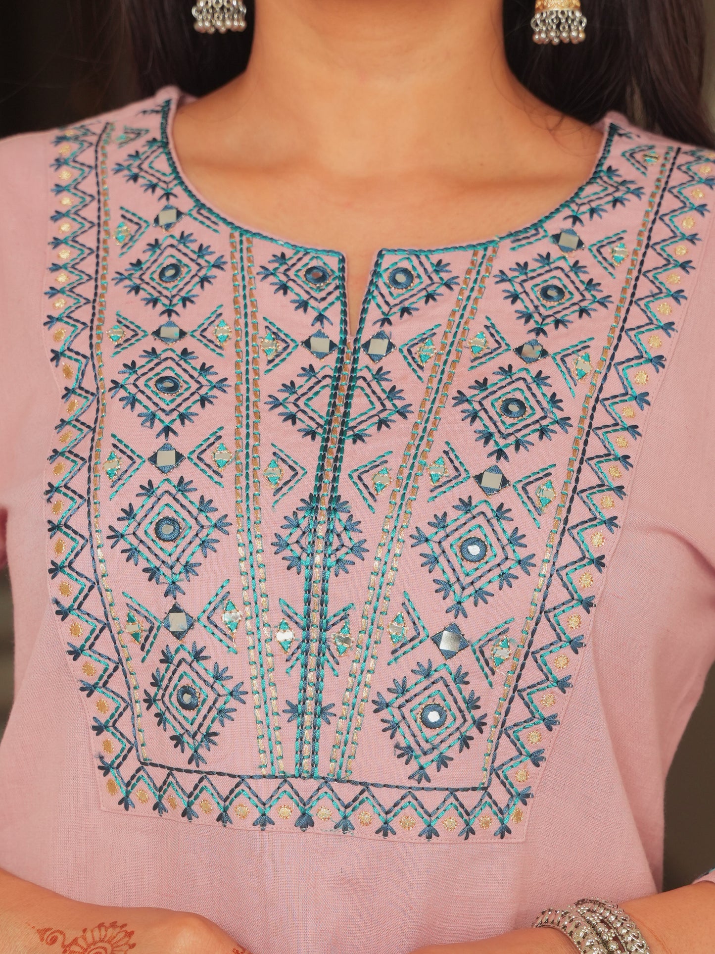 Embroidered Linen Cotton Solid Straight Peach Kurta