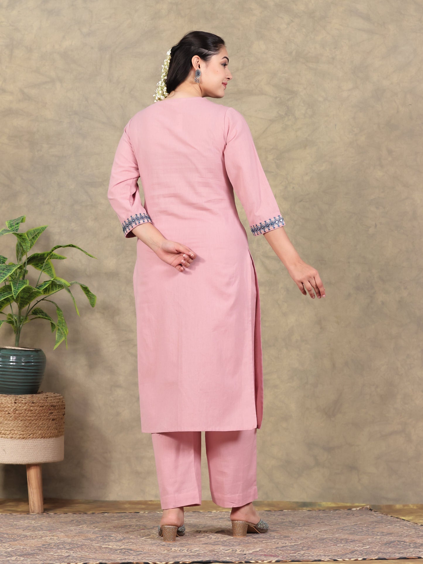 Embroidered Linen Cotton Solid Straight Peach Kurta