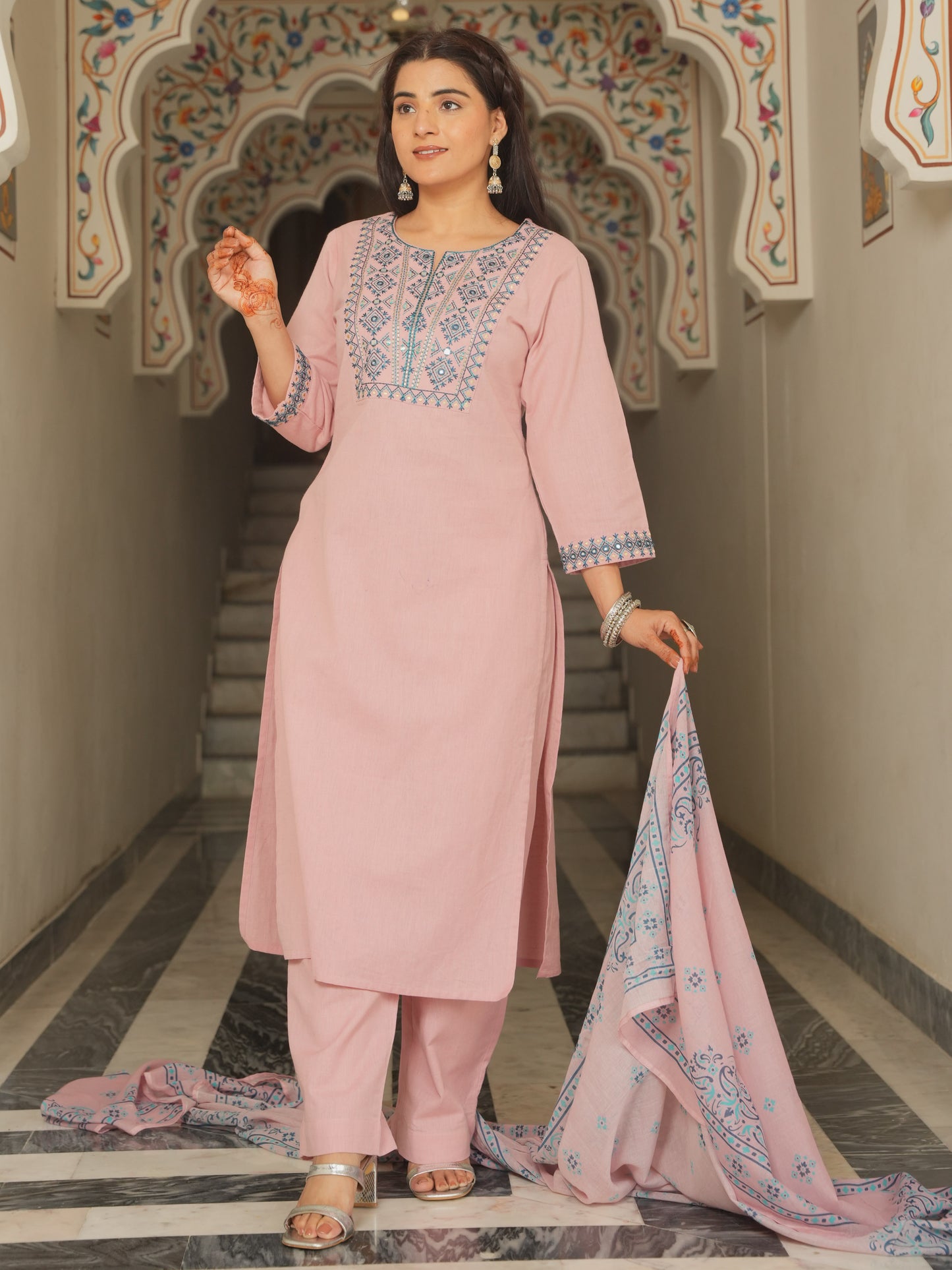 Cotton Voile Butti Peach Dupatta