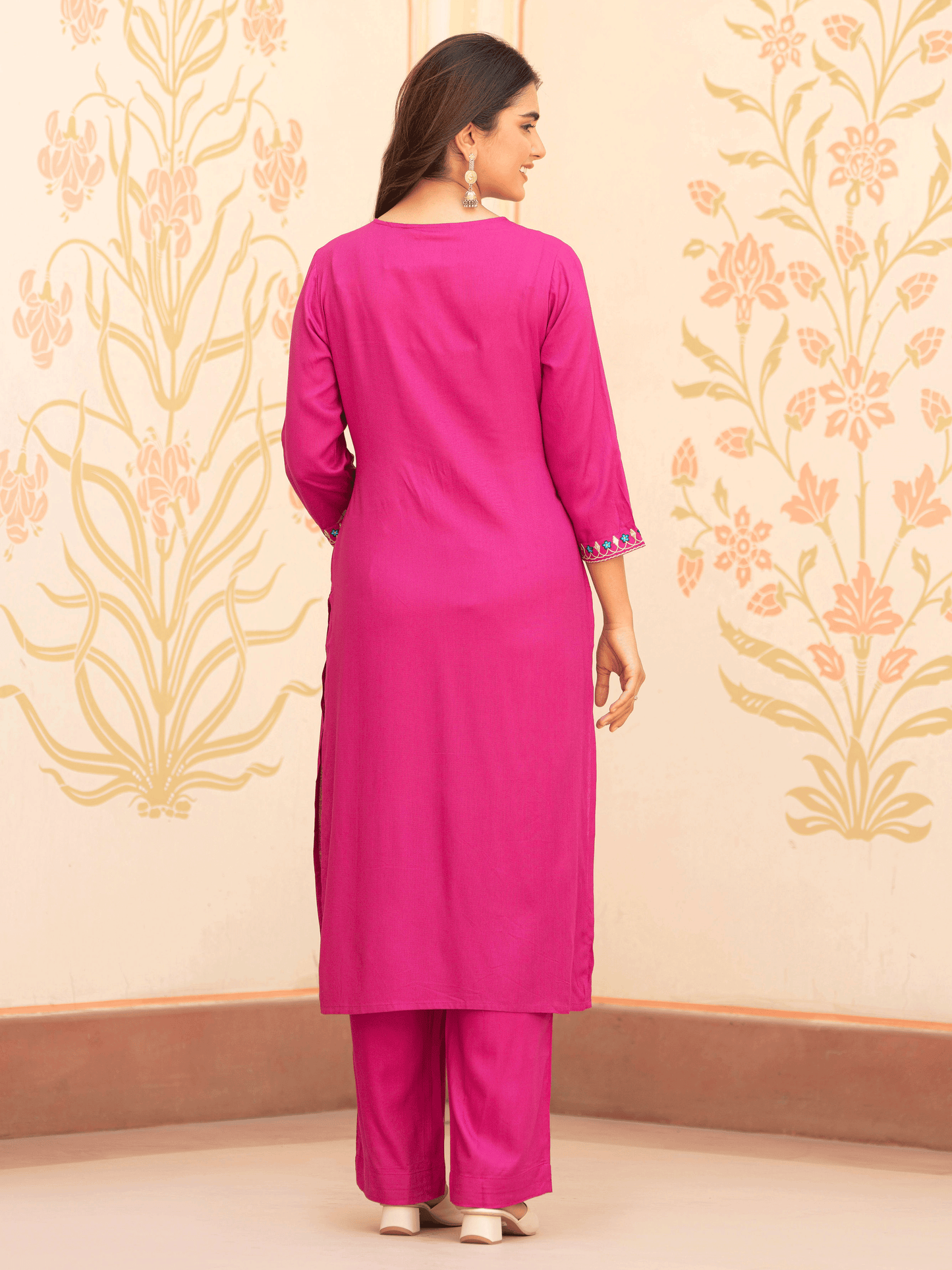 Embroidered Viscose Solid Straight Pink Kurta