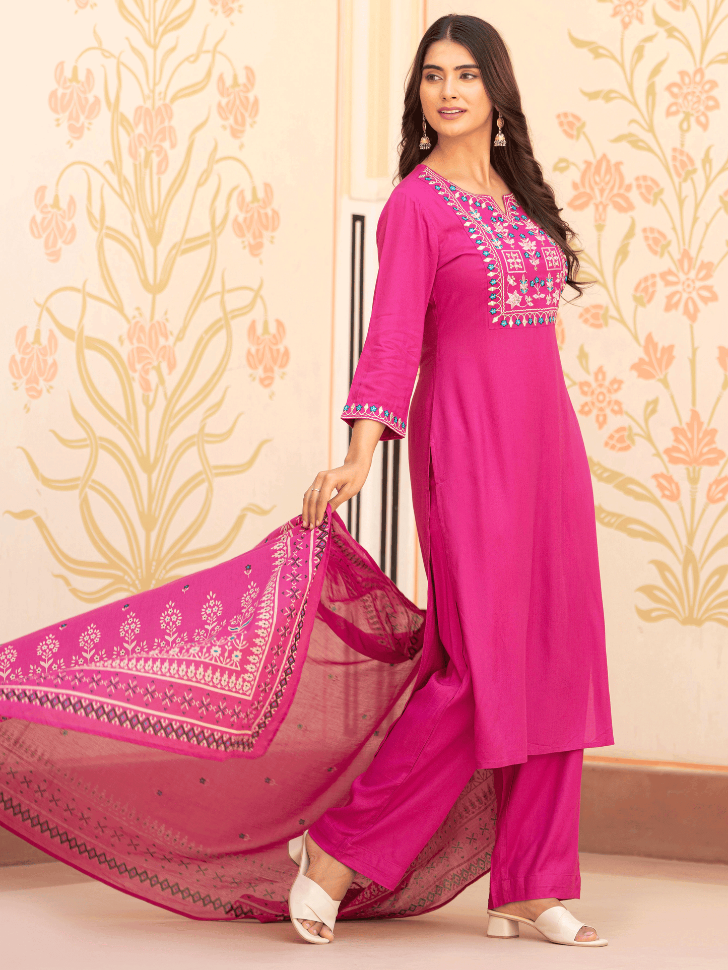 Embroidered Viscose Solid Straight Pink Kurta