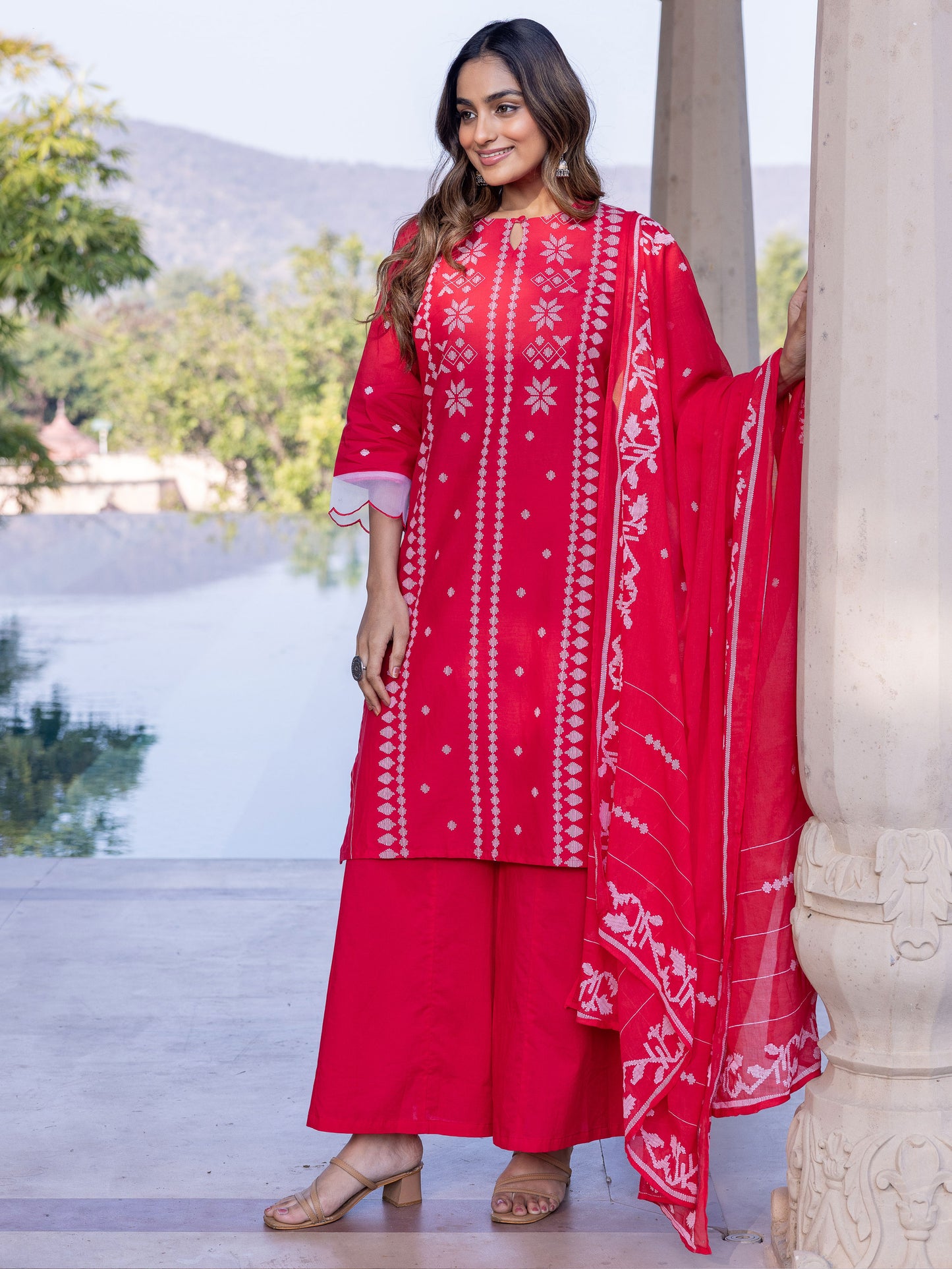 Cotton Voile Geometric Red Dupatta