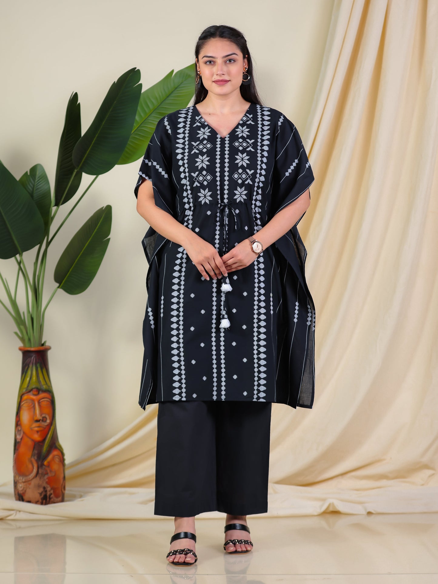 Soft Cotton Placement Print Kaftan Black Kurta (With Necklace)
