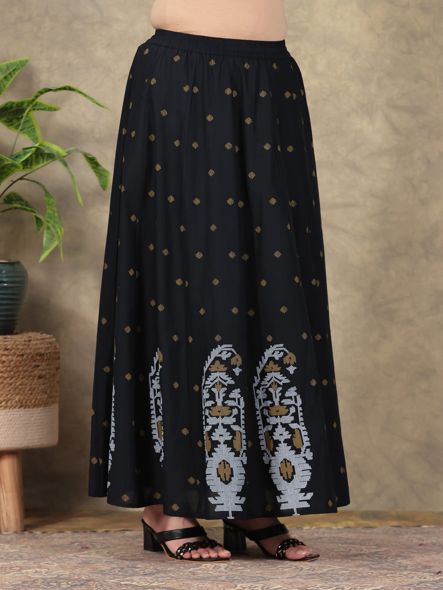 Soft Cotton Paisley Black Skirt