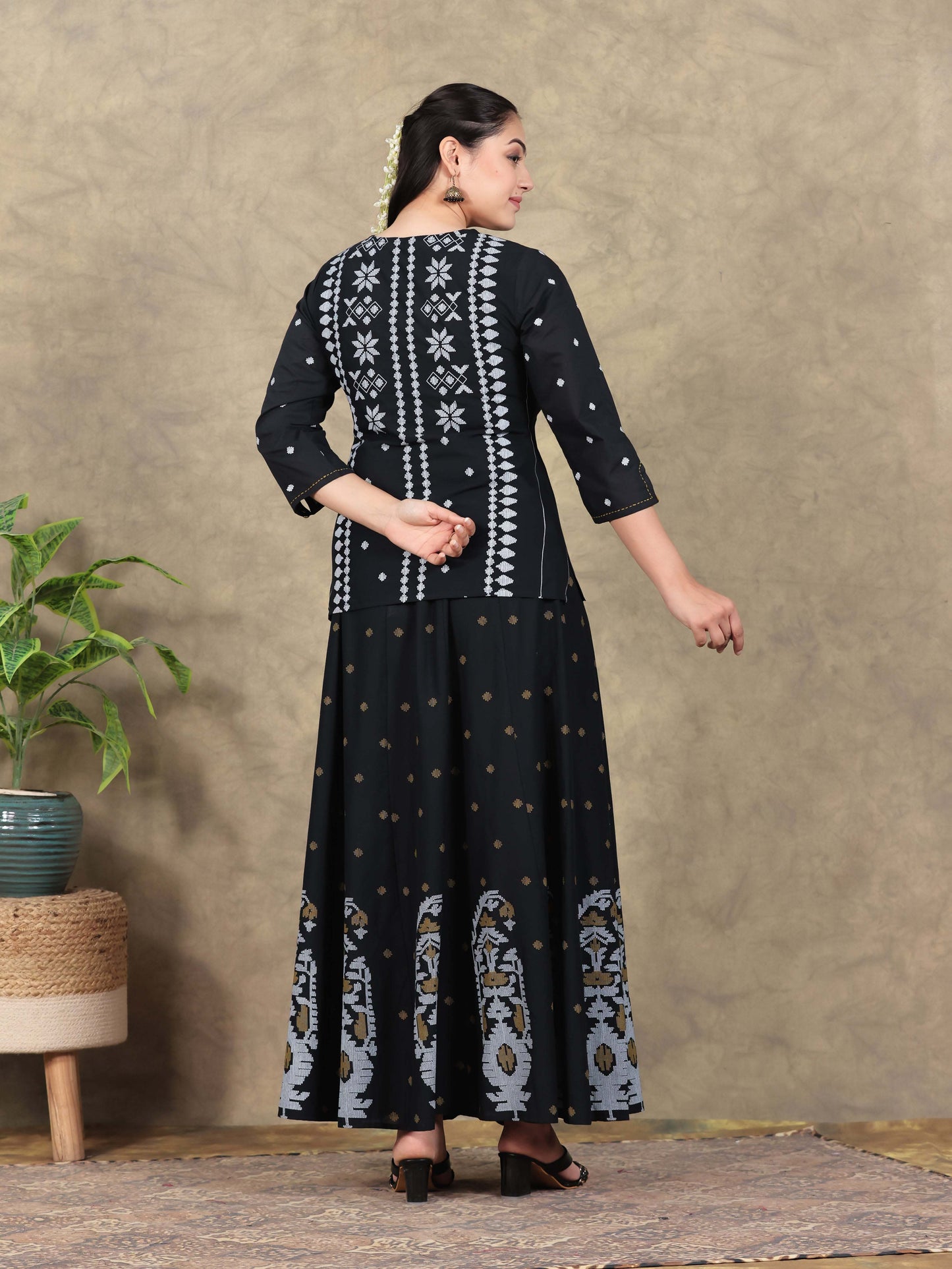 Embroidered Soft Cotton Placement Print Straight Black Kurta