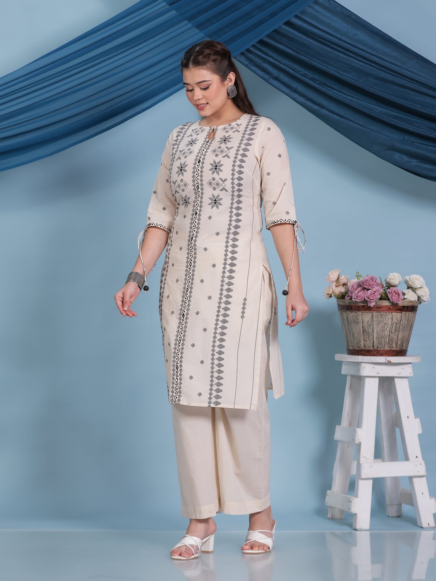 Embroidered Soft Cotton Geometric Straight Cream Kurta