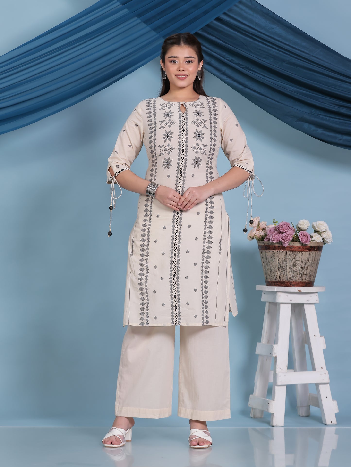Embroidered Soft Cotton Geometric Straight Cream Kurta
