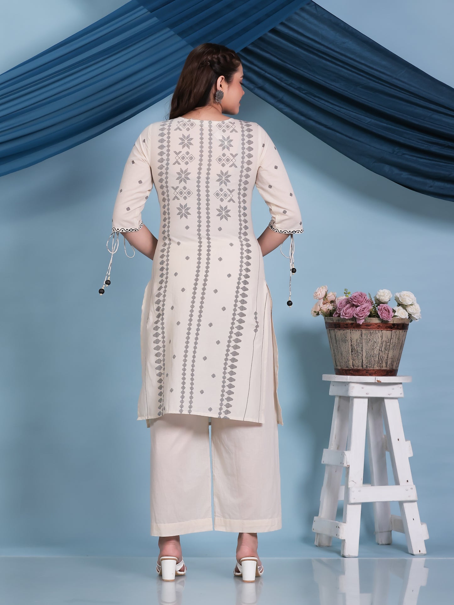 Embroidered Soft Cotton Geometric Straight Cream Kurta
