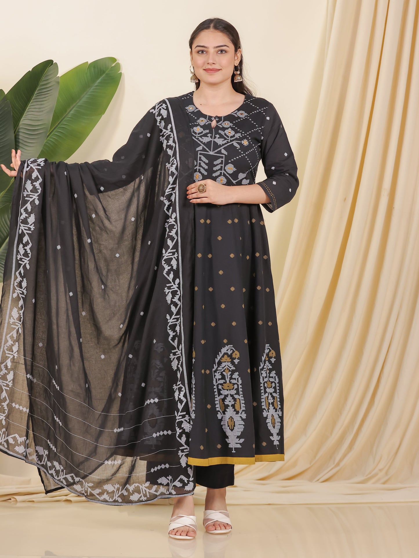 Cotton Voile Geometric Black Dupatta