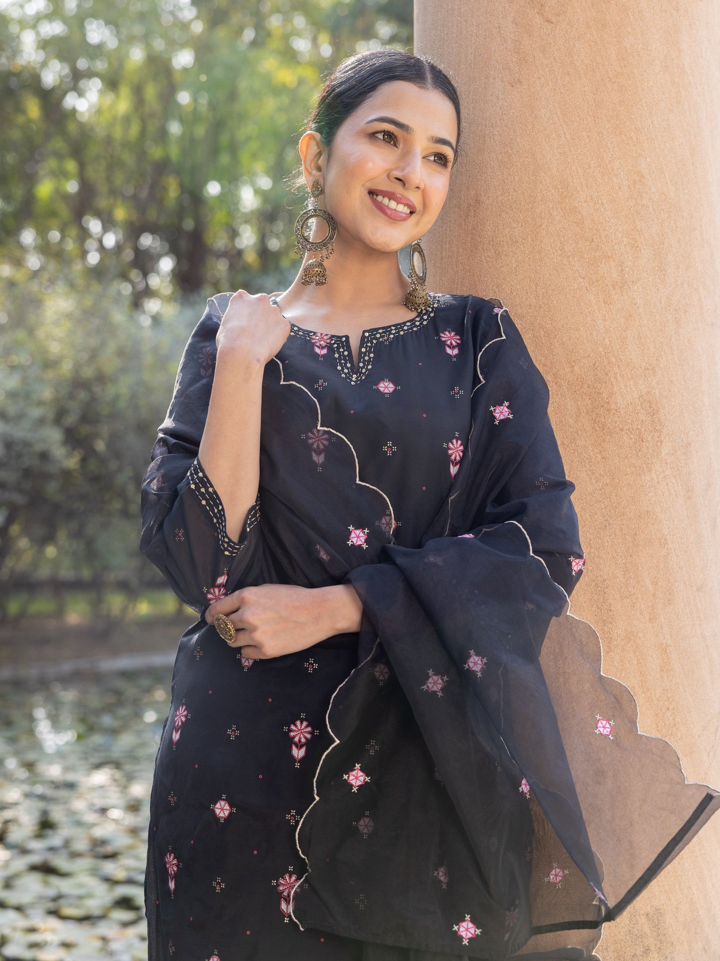 Embroidered Organza Solid Black Dupatta