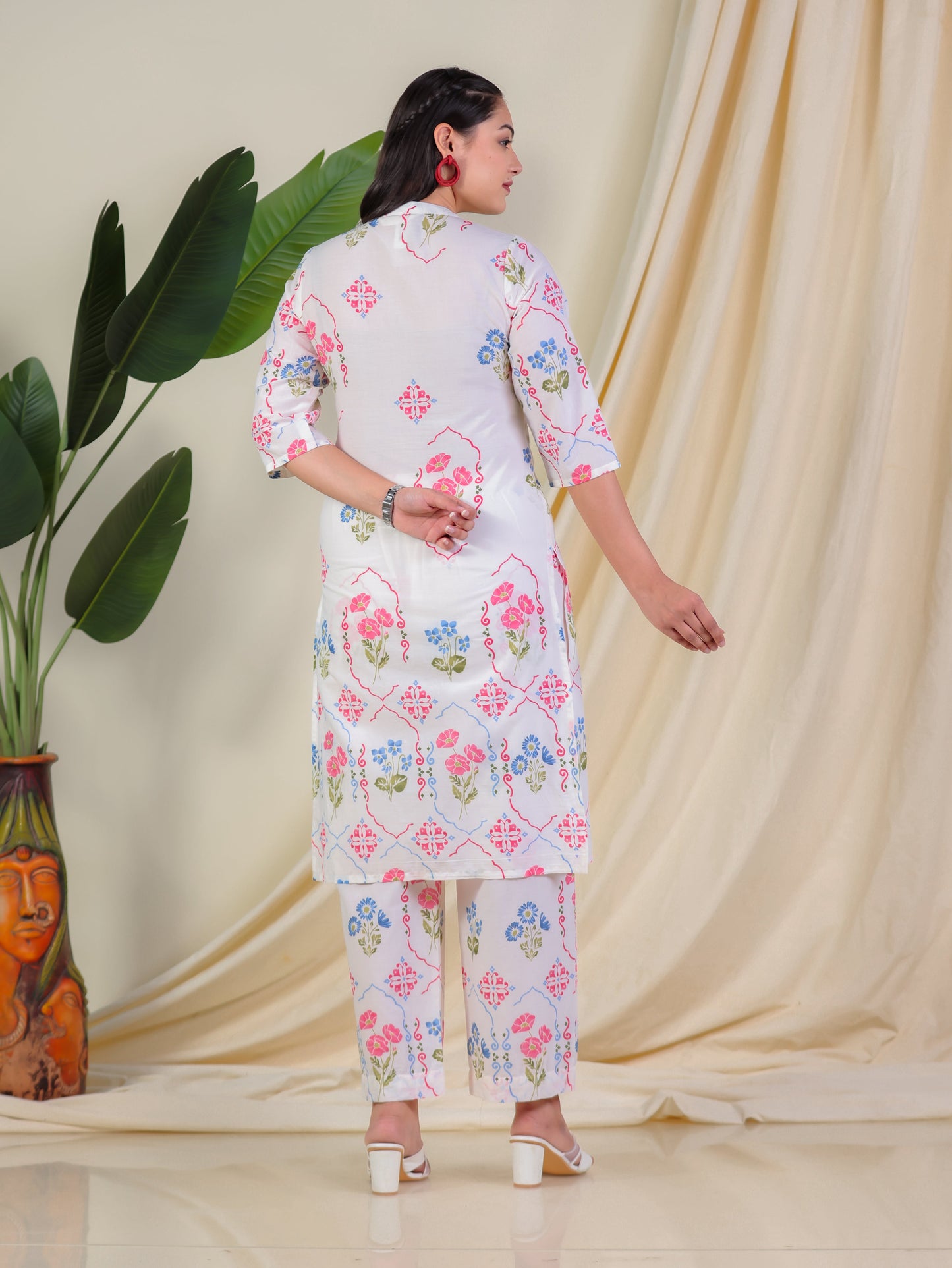 Soft Cotton Geometric Straight Off White Kurta