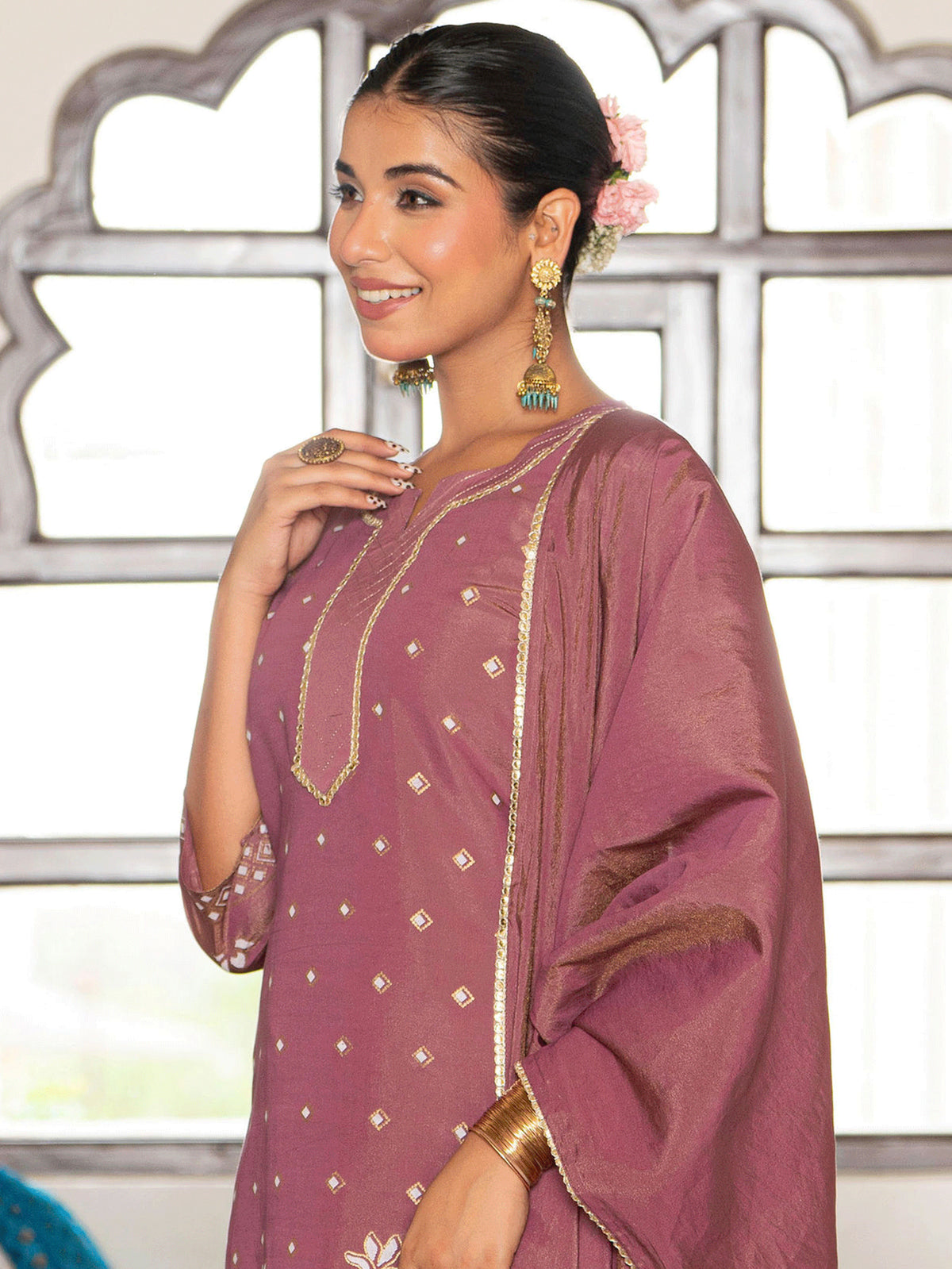 Embroidered Shimmer Placement Print Straight Mauve Kurta