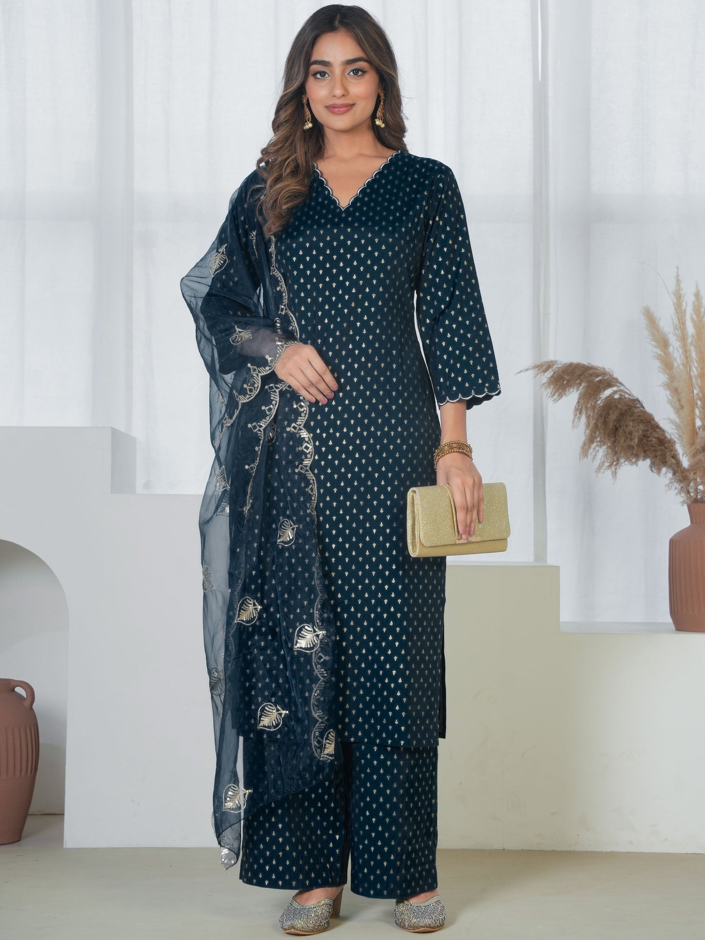 Embroidered Blended Silk Gold foil Straight Navy Blue Kurta