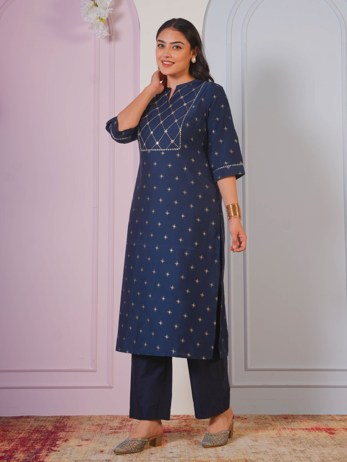 Embroidered Blended Silk Gold foil Straight Blue Kurta