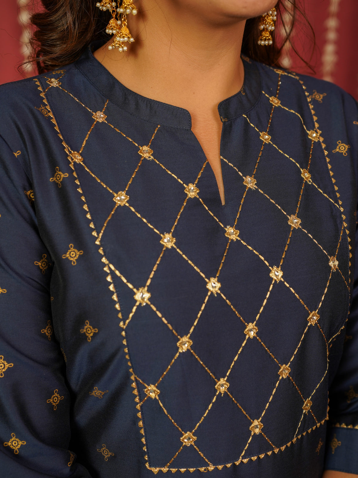 Embroidered Blended Silk Gold foil Straight Blue Kurta