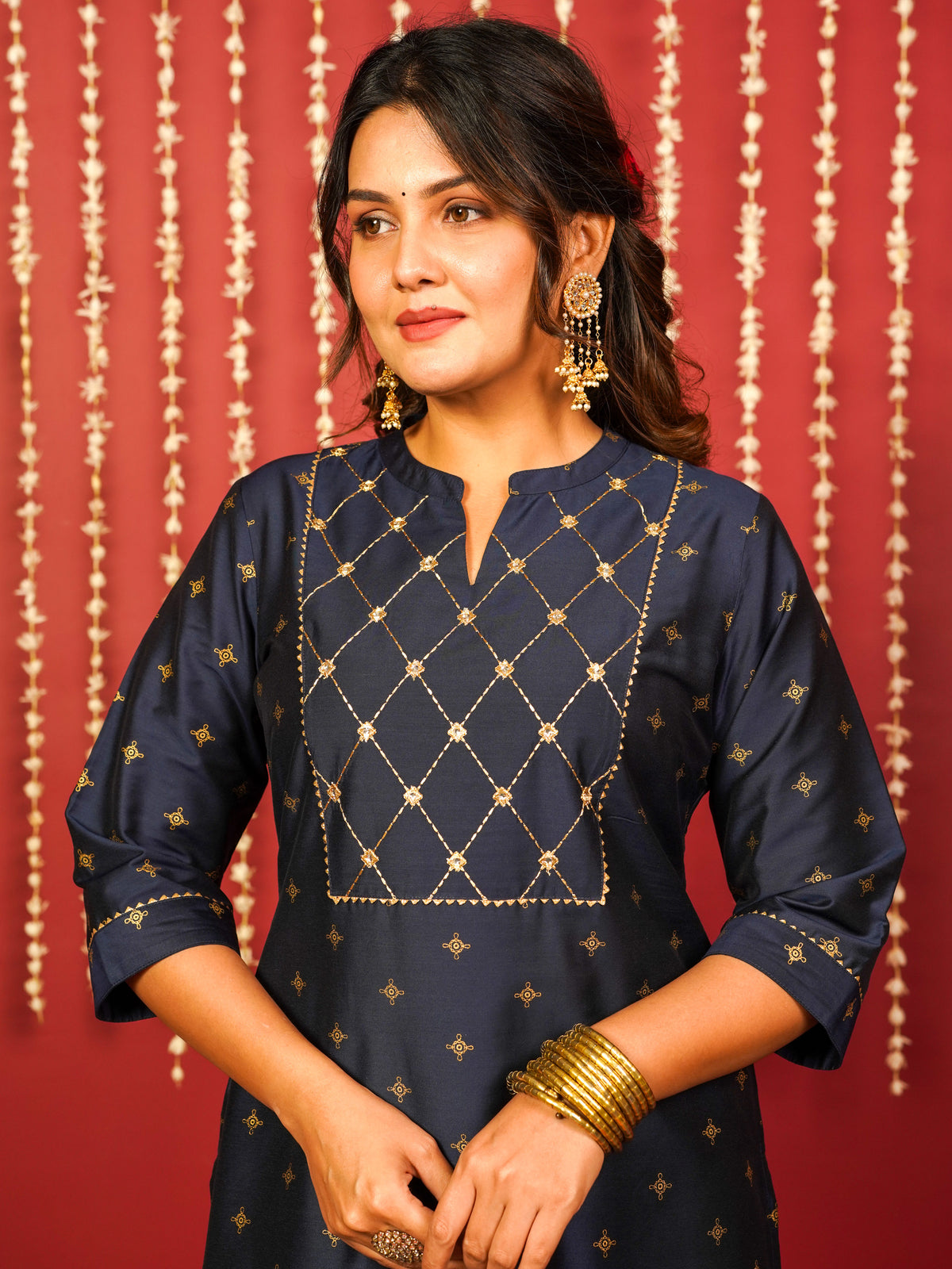 Embroidered Blended Silk Gold foil Straight Blue Kurta