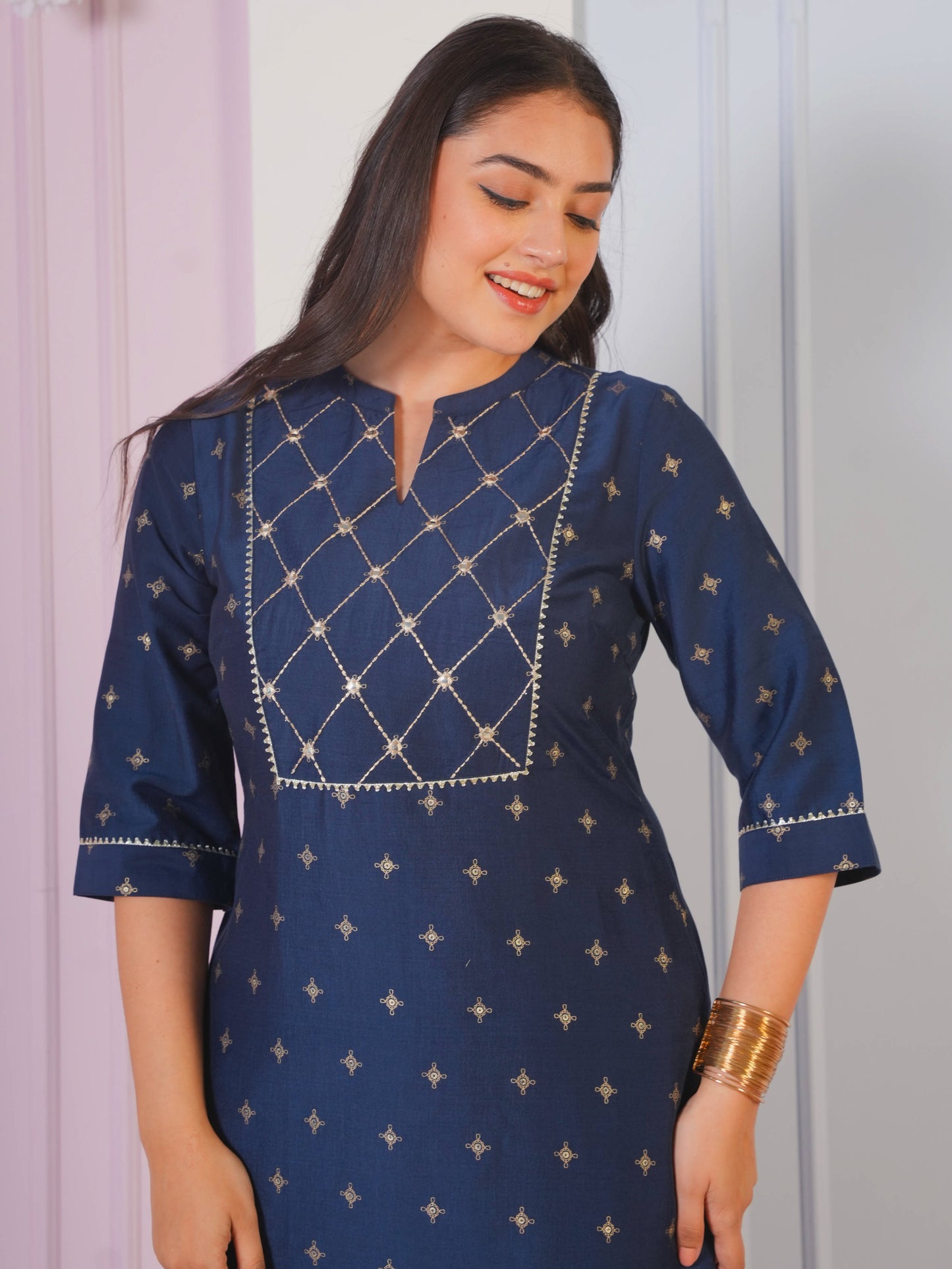 Embroidered Blended Silk Gold foil Straight Blue Kurta
