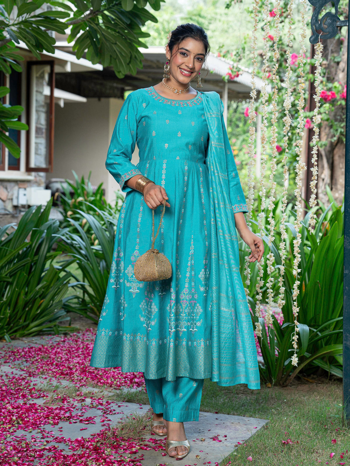 Georgette Solid Turquoise Dupatta