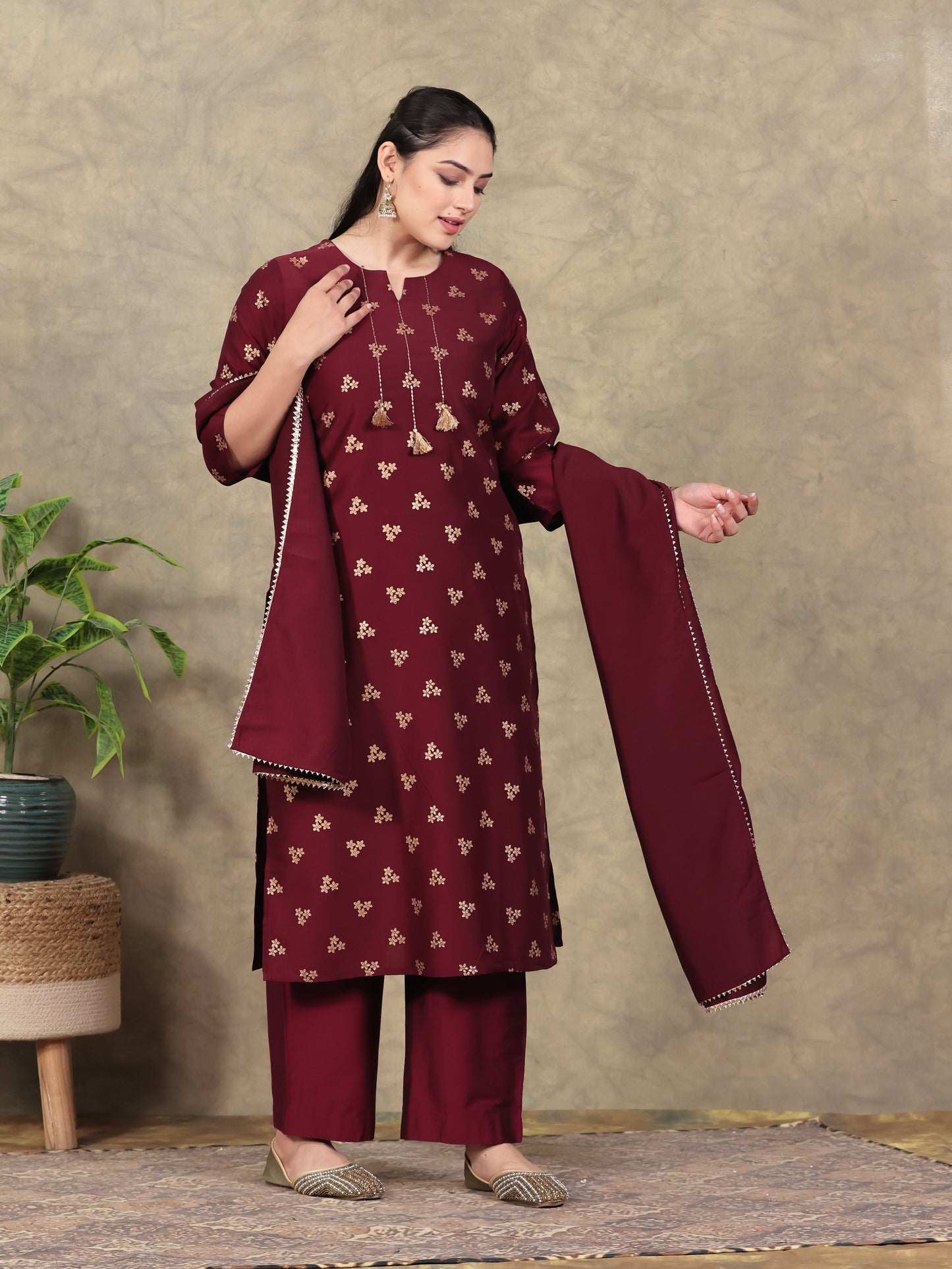 Muslin Solid Maroon Dupatta