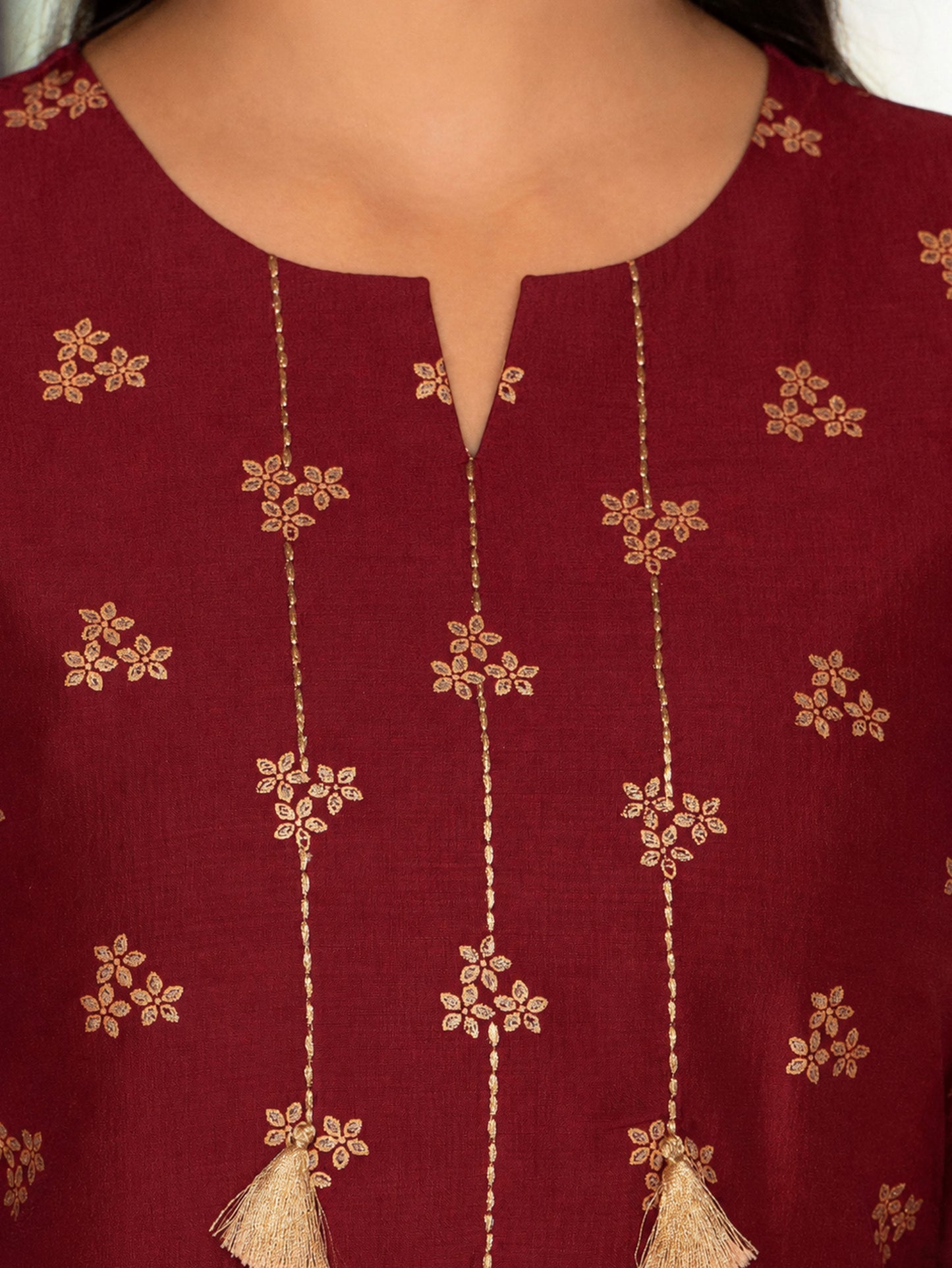 Embroidered Chanderi Gold foil Straight Maroon Kurta