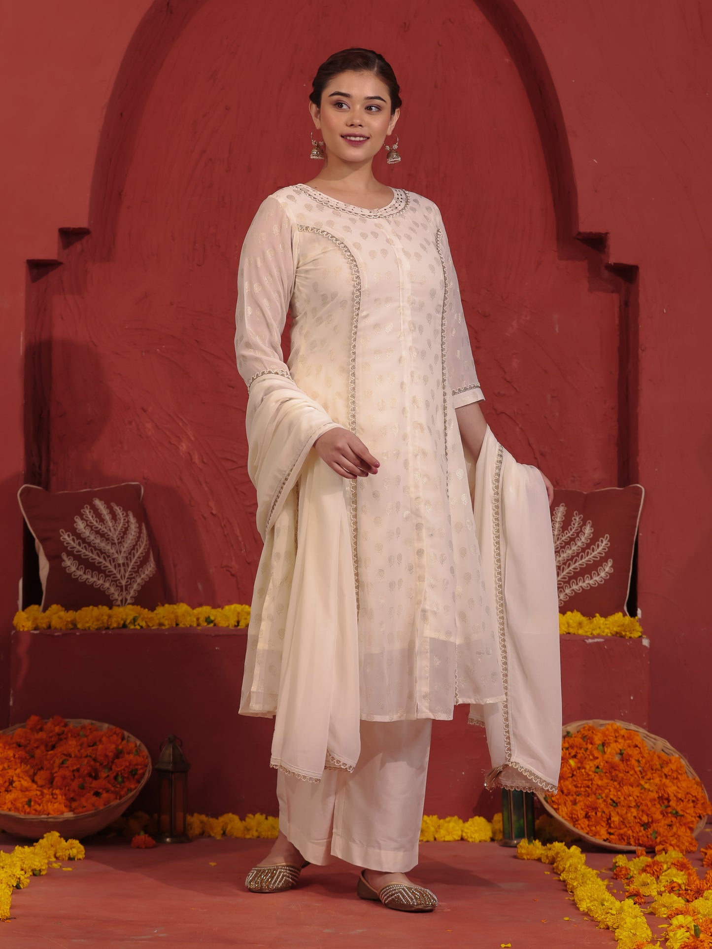 Muslin Solid Off White Dupatta