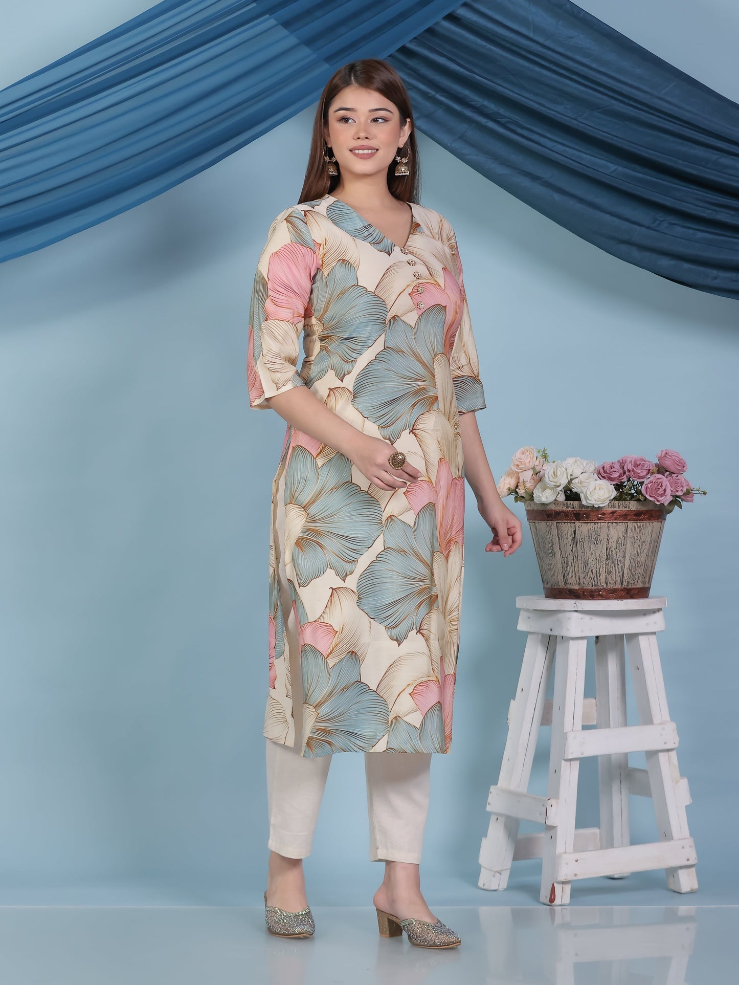 Muslin Floral Straight Beige Kurta
