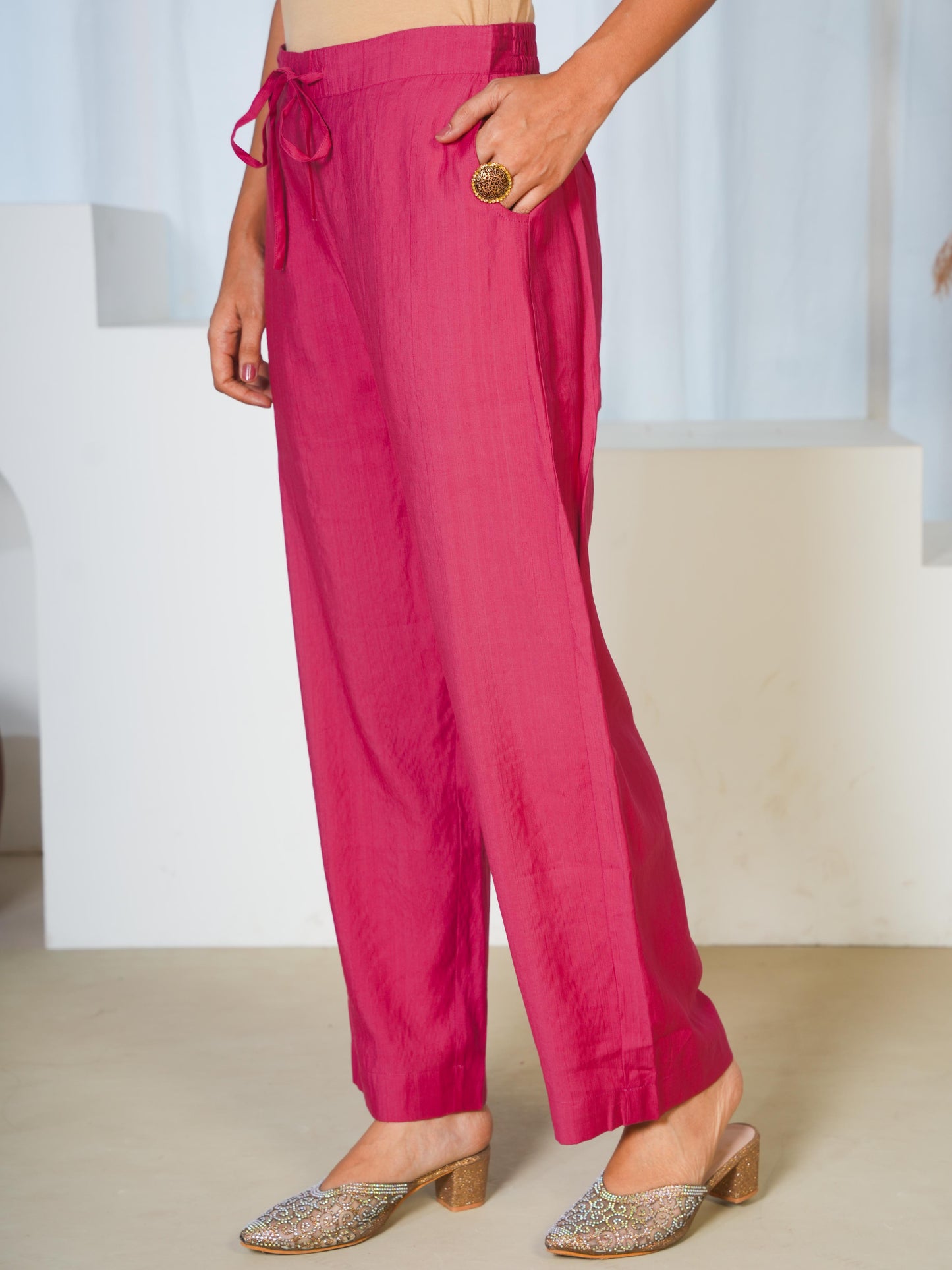 Vertigan Solid Wine Straight Trousers