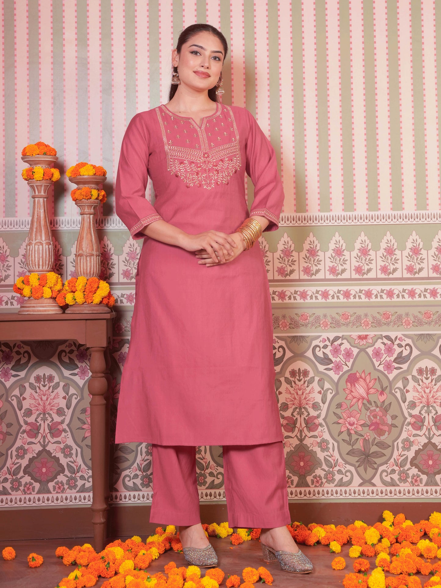 Embroidered Blended Silk Solid Straight Pink Kurta