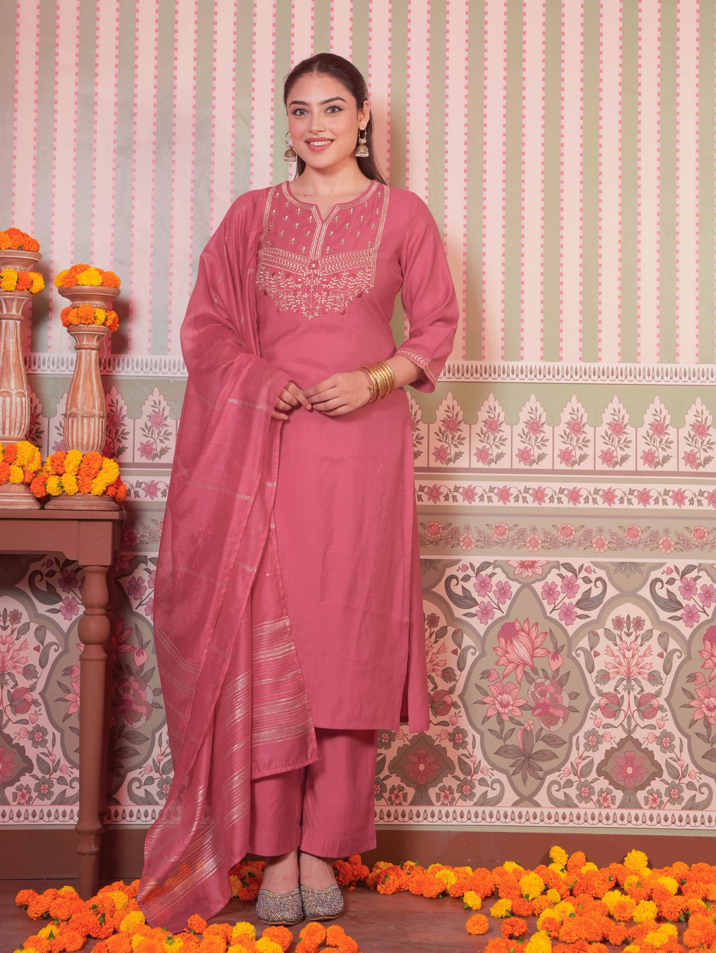 Embroidered Blended Silk Solid Straight Pink Kurta