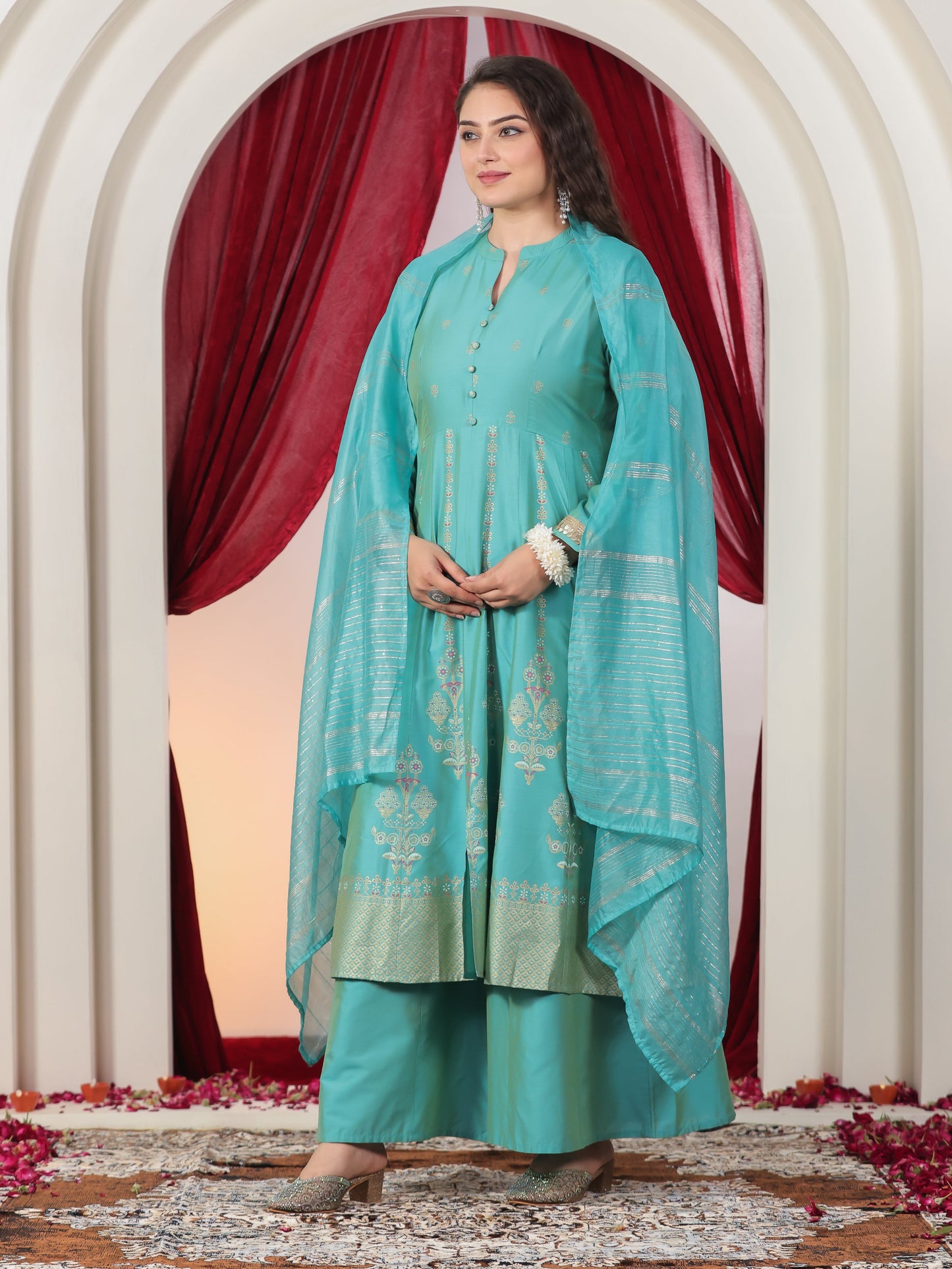 Georgette Solid Turquoise Dupatta