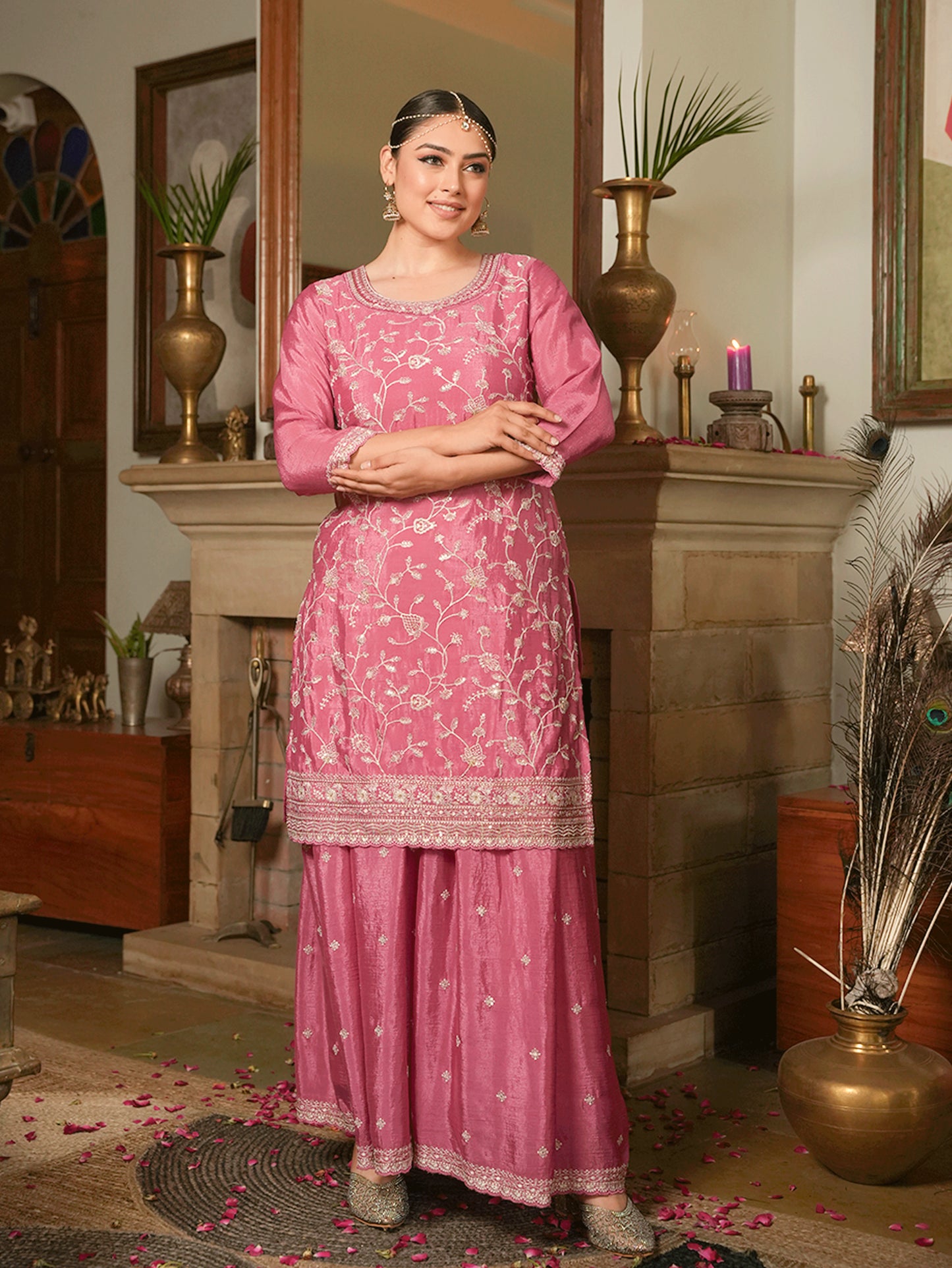 Embroidered Chiffon Dusty Pink Straight Kurta