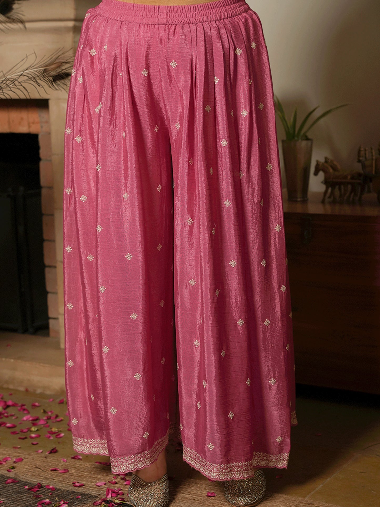 Embroidered Chiffon Dusty Pink Straight Kurta