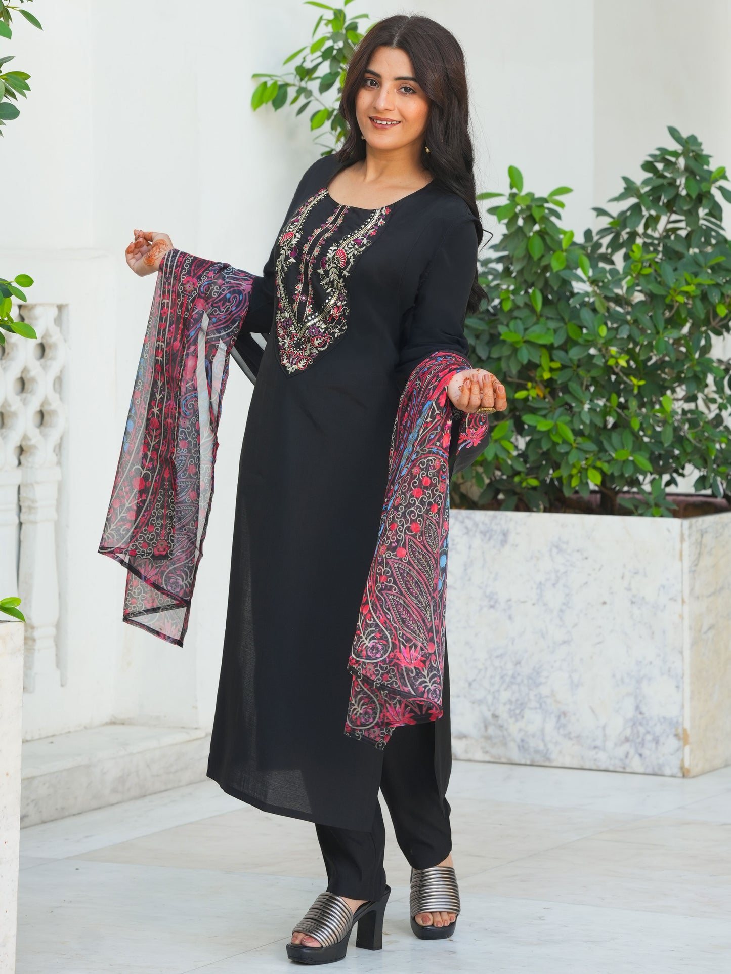 Embroidered Blended Silk Solid Black Straight Kurta