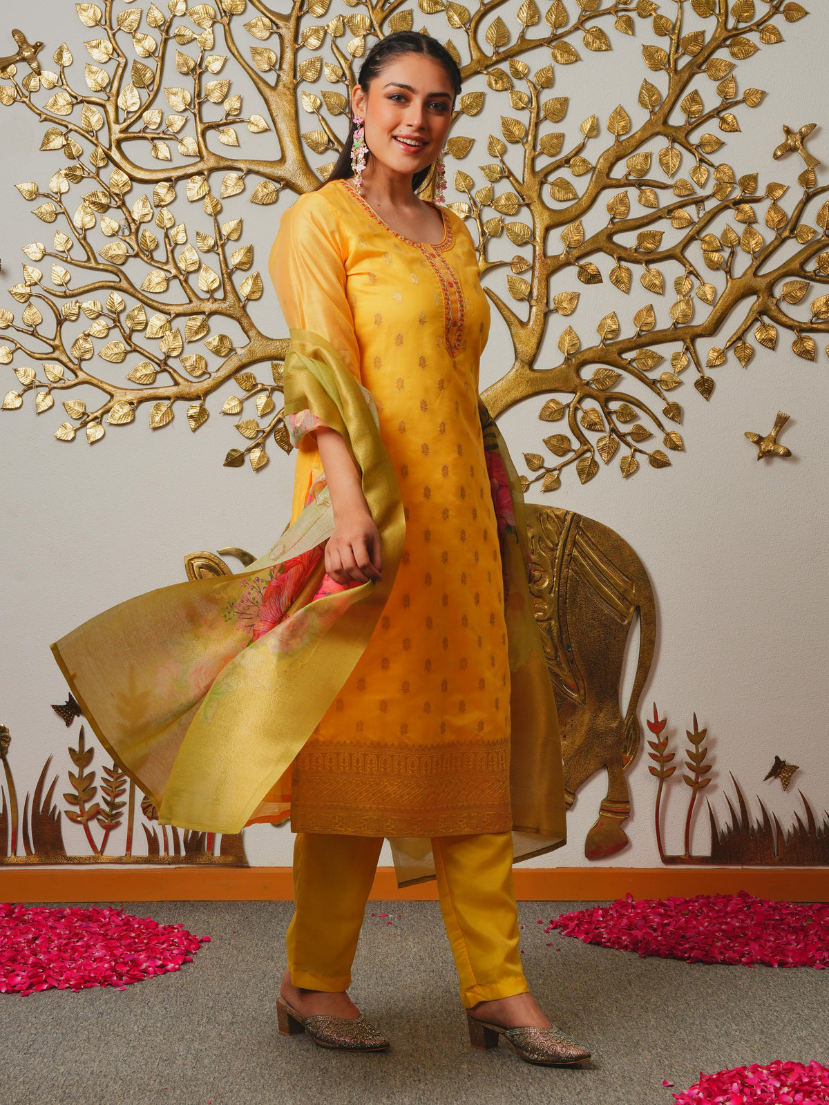 Embroidered Chanderi Jacquard Solid Yellow Kurta